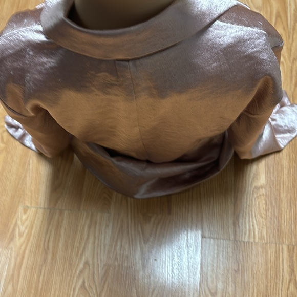 Sloosh Size L soft Pink Long sleeve jacket with 1 button front. - Picture 8 of 11